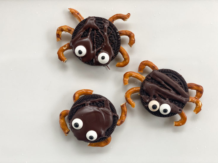 Oreo Spider Cookies with Pretzels
