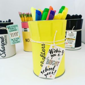 Easy DIY Pencil Holder Back to School Teacher Gift + FREE Gift Tags ...