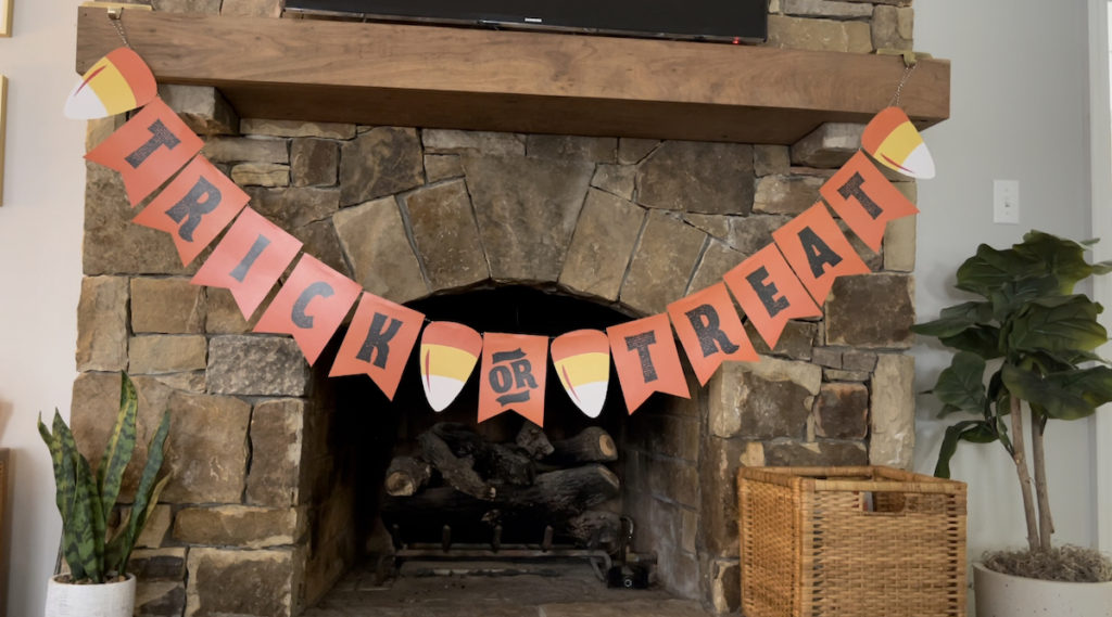 cute trick or treat banner free printable
